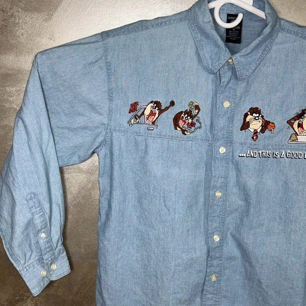 Vintage Warner Brothers Studio Taz Tasmanian Devil Denim Shirt Cartoon Medium - Picture 7 of 13